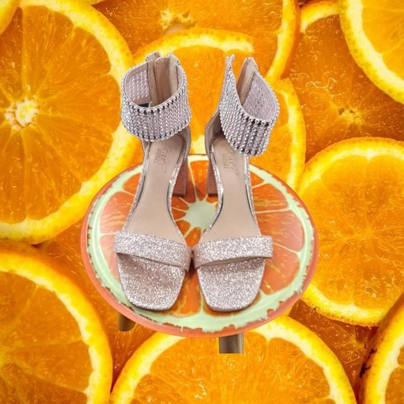 Jewel Badgley Mischka Zip Back High Heels Size 6 - Picture 1 of 7